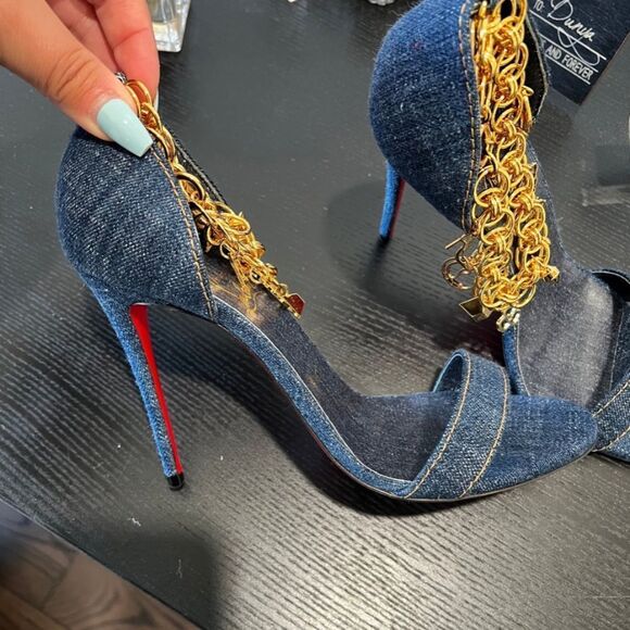Christian Louboutin Gourmi Chain Embellished Denim Sandals - Picture 2 of 4